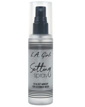 la girl setting spray 1